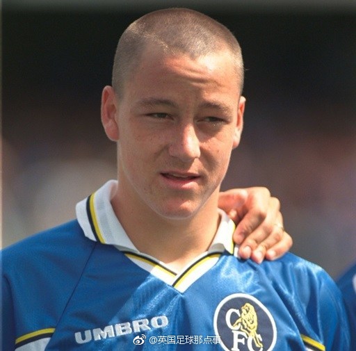 赛前突围战来临;阿斯顿维拉围绕社区盾回应争议;气氛紧张;细节决定成败 赛前突围战来临;阿斯顿维拉围绕社区盾回应争议;气氛紧张;细节决定成败